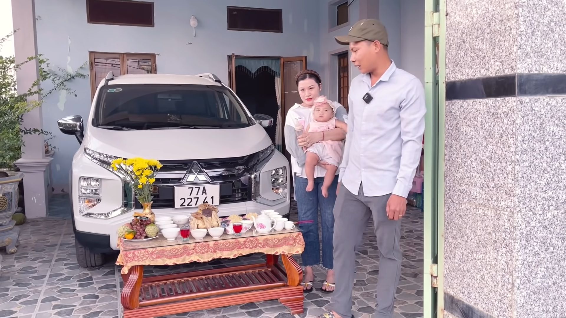 Chiếc xe ô tô mới mua để “chở gạch, chở xi măng” của Lộc Fuho 