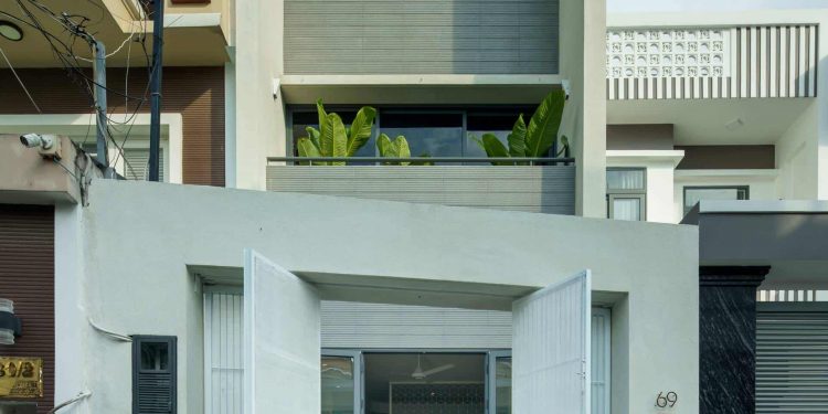 Nhà 1 Trệt 1 Lầu Hẻm Nhỏ Thiết Kế Tiêu Chuẩn Lấy Sáng Và Gió
