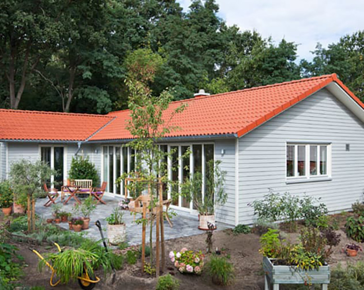 Mẫu nhà cấp 4 nông thôn chữ L có sân vườn rộng rãi